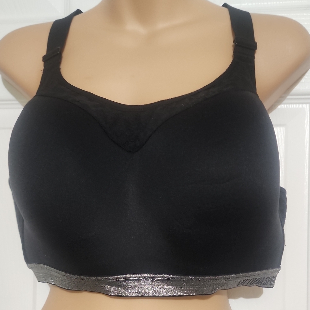 Women's Black Sports BraVictoria's Secret Black 40D Incredible Lightweight Max